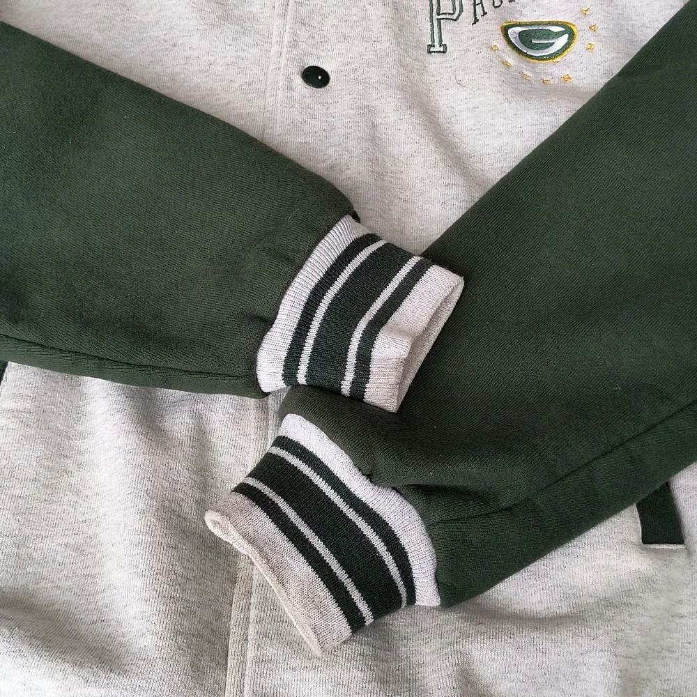 Packer Shacket, Large - Picture 7 of 11